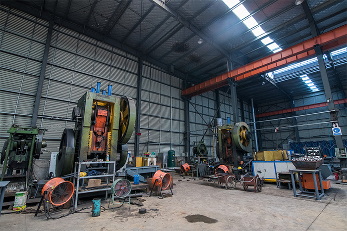 乌兰浩特网架配件-锥头加工车间